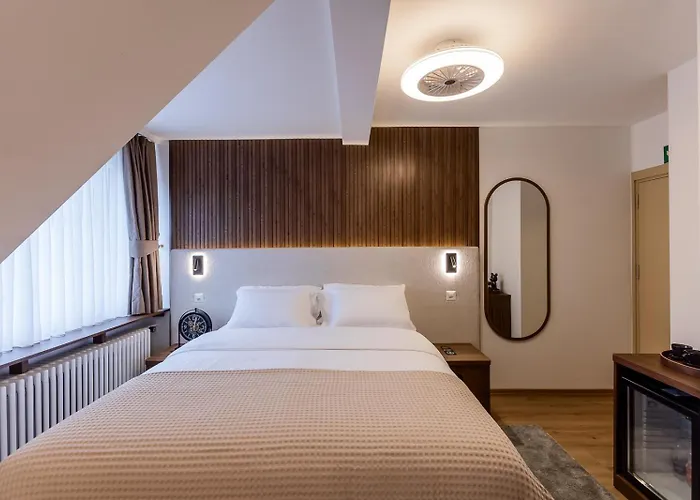 Hotel Deluxe & Kreis 4 Zürich