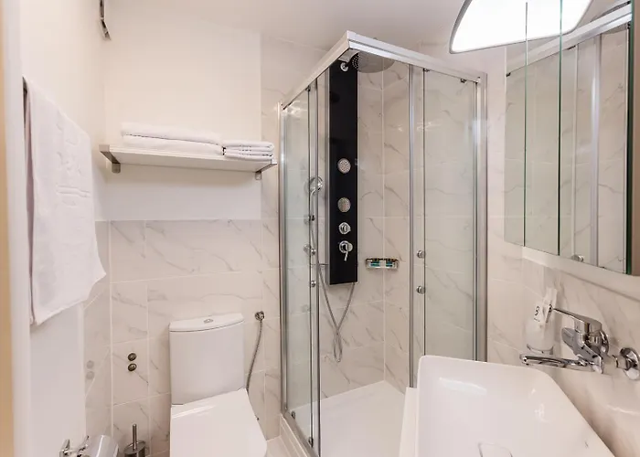 Hotel Deluxe & Kreis 4 Zürich