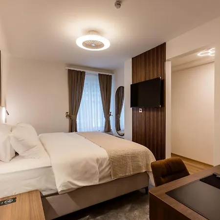 Hotel Deluxe Appart&hotel Kreis 4 *