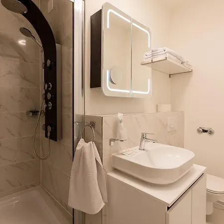 Hotel Deluxe Appart&hotel Kreis 4 *