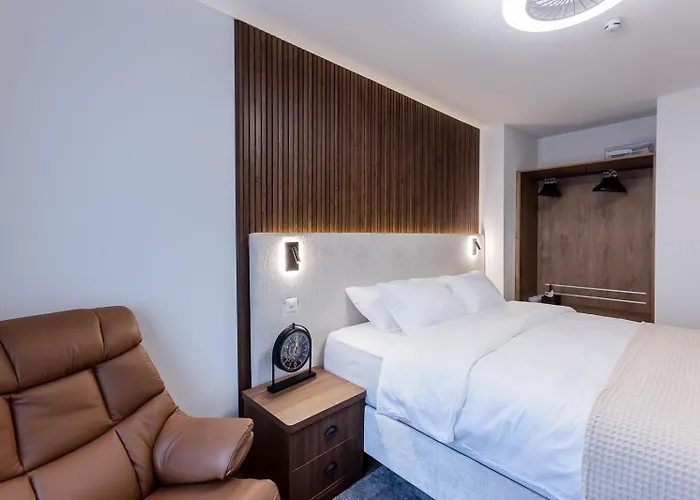 Deluxe & Kreis 4 Hotel Zurich