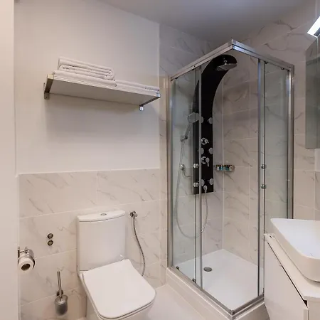 Hotell Deluxe & Kreis 4